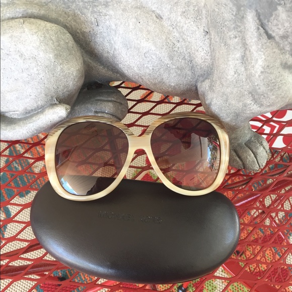 Michael Kors Accessories - Michael Kors Elizabeth sunglasses